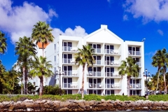 07 - Exterior Renaissance Ocean Suites